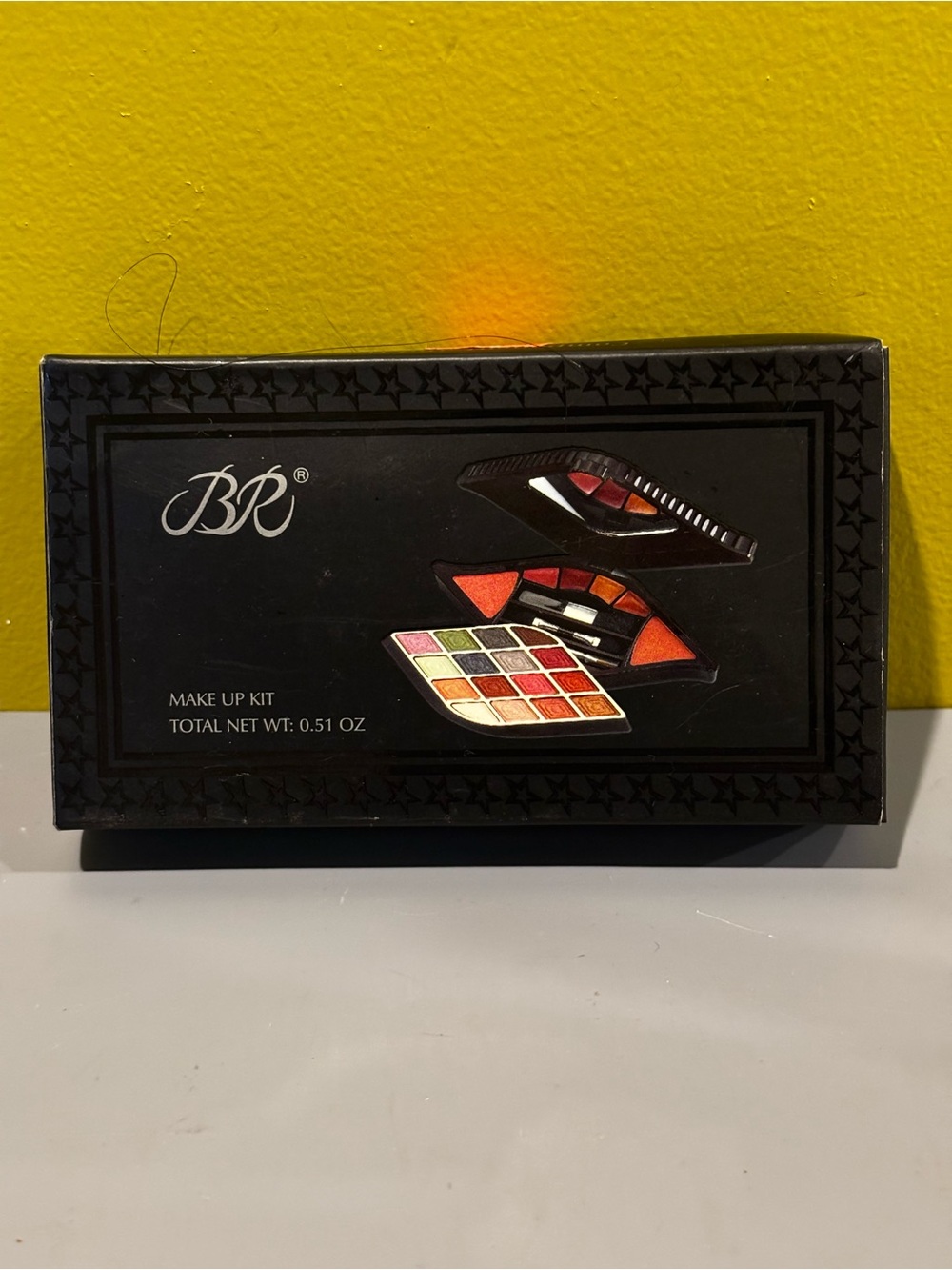 BR Beauty Revolution Makeup Kit: Eyeshadow, Blush, Lip Gloss & Brushes 0.51oz